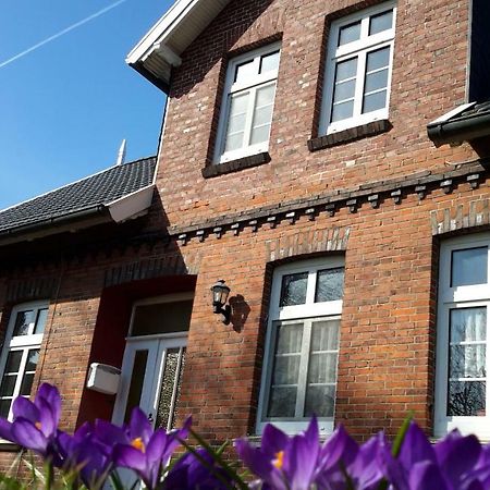 Landhaus Von Felde Esens Esterno foto